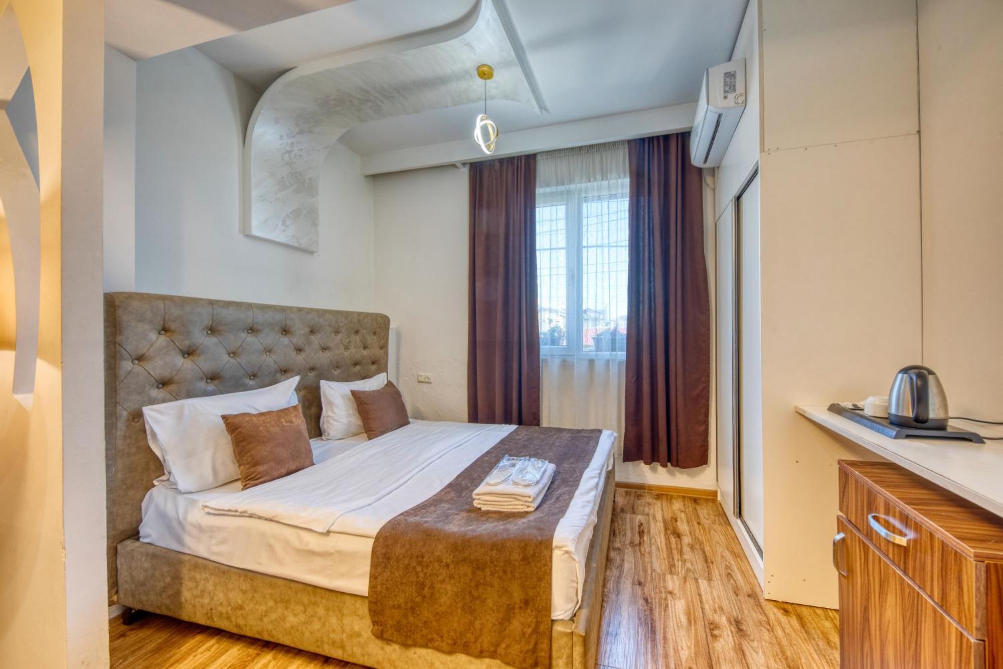 Aleppo Hotel Erivan Exterior foto
